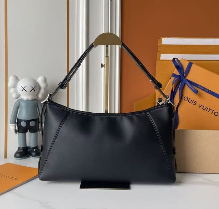 Louis Vuitton CarryAll East-West bag in smooth black leather