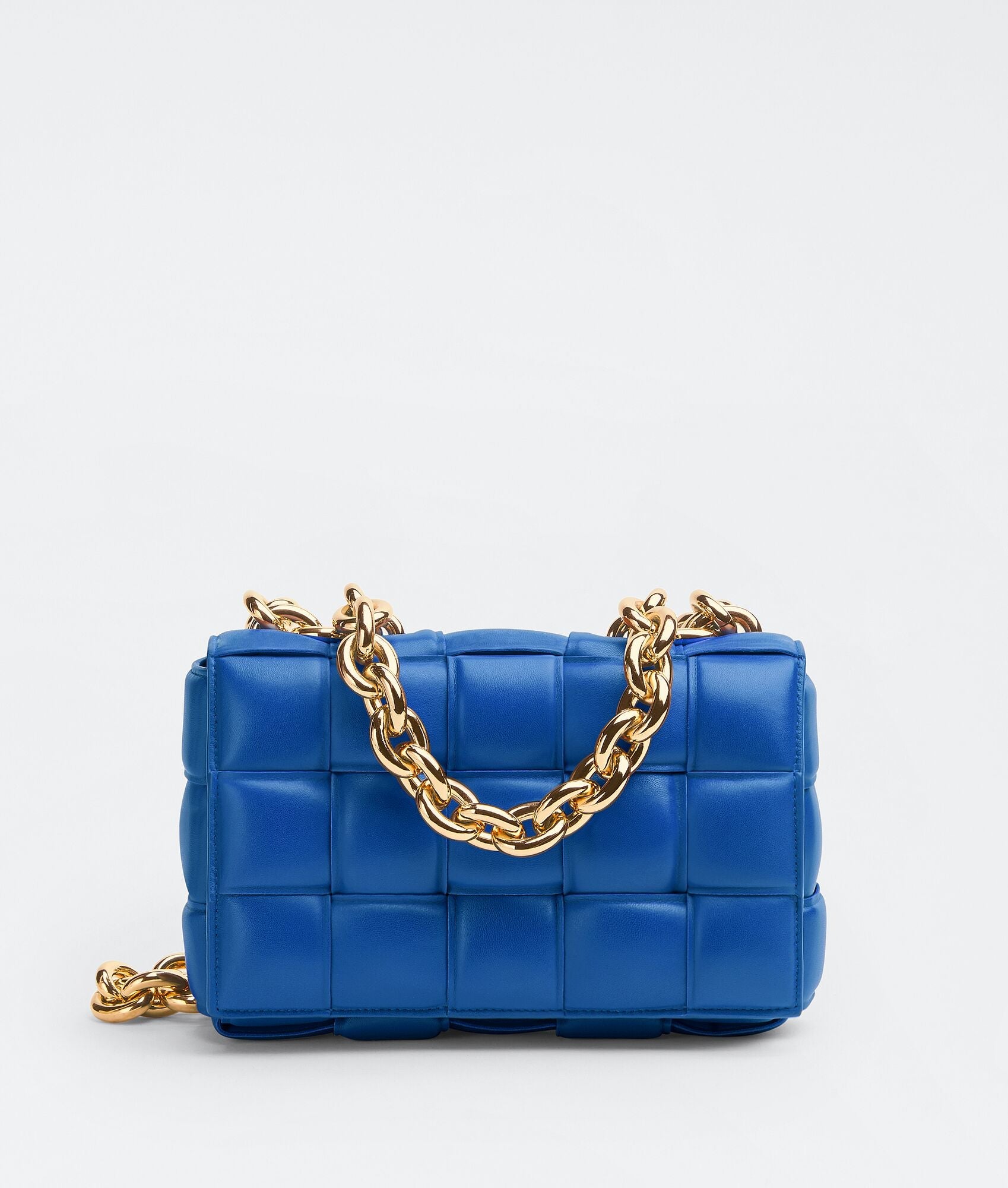 Bottega Veneta Chain Cassette Cobalt Blue Crossbody Bag Bottega Veneta Chain Cassette Cobalt Blue Crossbody Bag