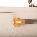 Hermes Kelly 25cm Bi-Color Craie and Etoupe Epsom Sellier  Brushed Gold Hardware - Image 7